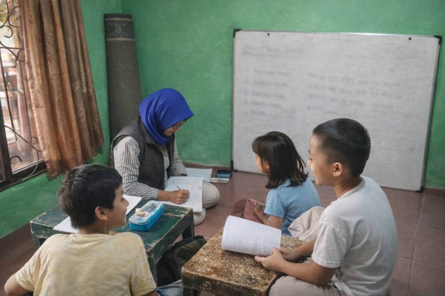 program pembinaan rutin Yayasan Bina Bangsa Berdikari untuk anak yatim dan dhuafa di Solear sejak 2017